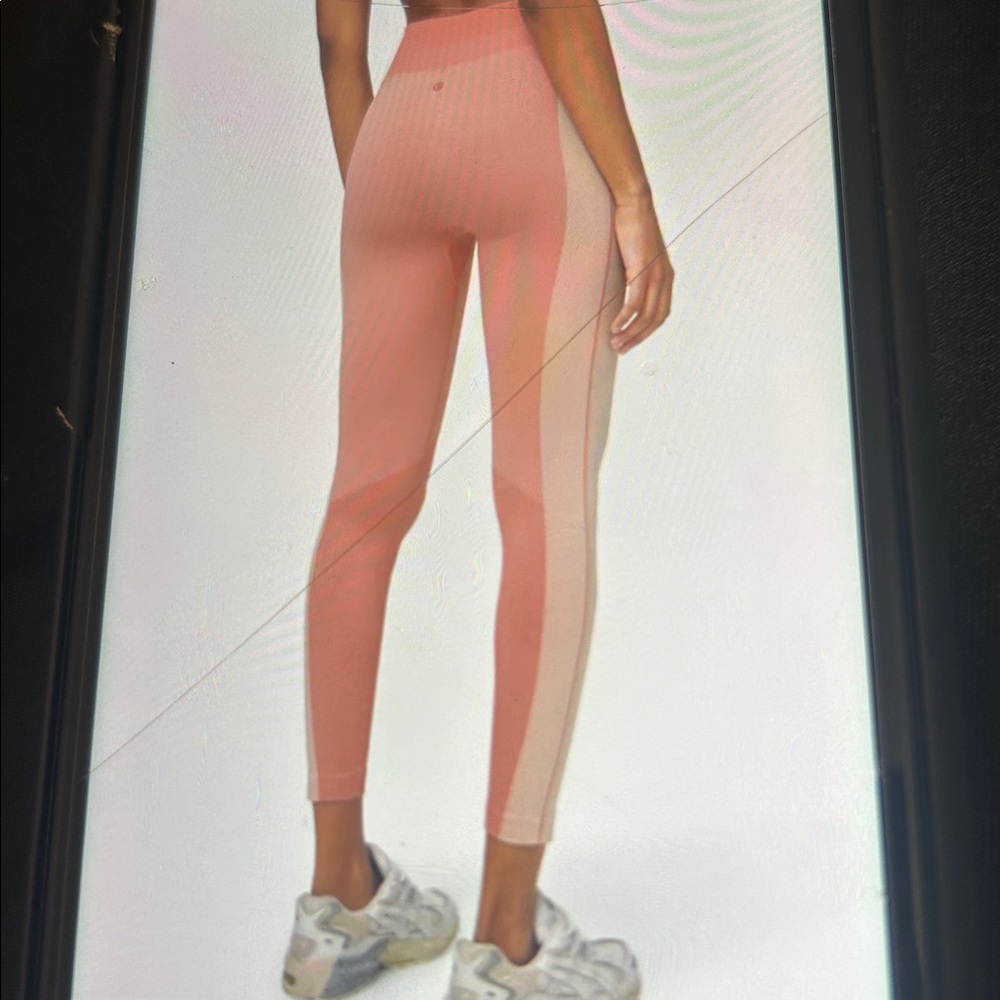 Lululemon Ebb to train Abstract Coral and Beige Leggings - Picture 6 of 14